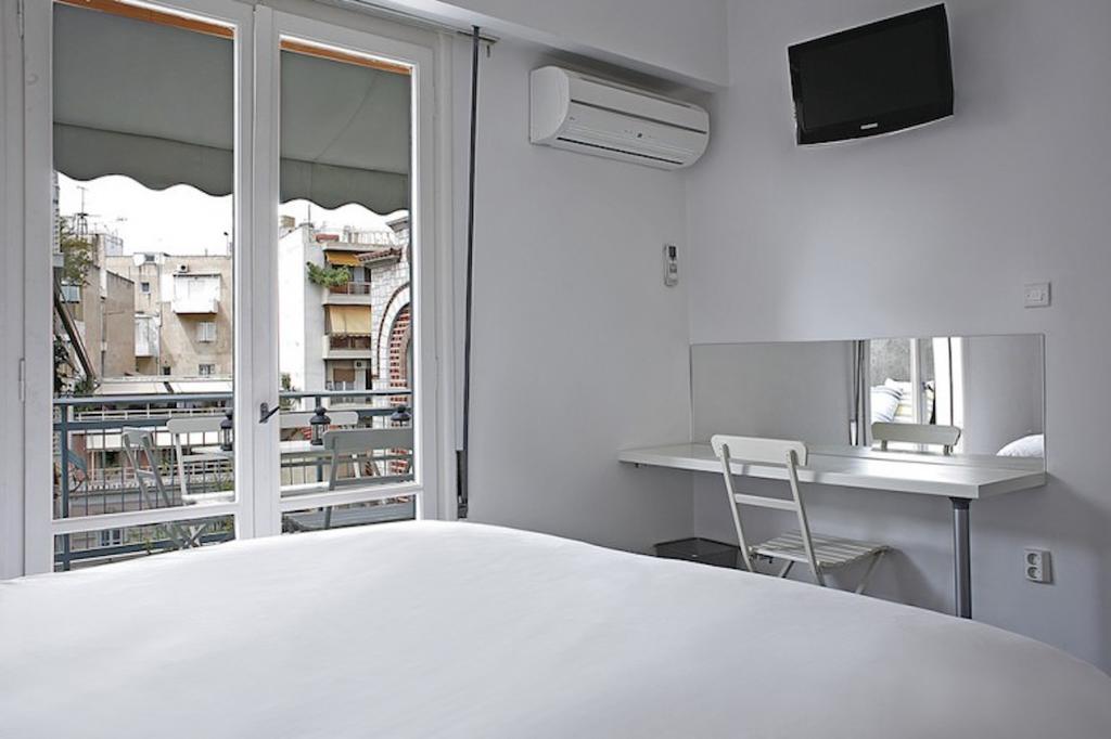 Acropolis Charming Apartment With Large Balcony - Dm17 أثينا المظهر الخارجي الصورة