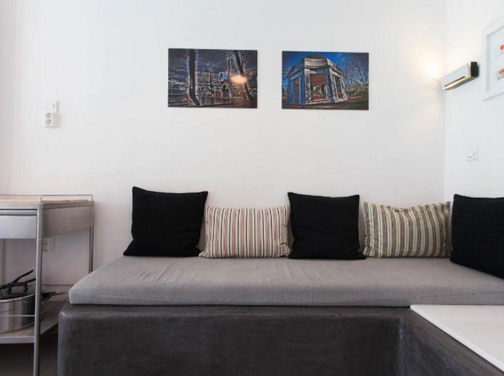 Acropolis Charming Apartment With Large Balcony - Dm17 أثينا المظهر الخارجي الصورة