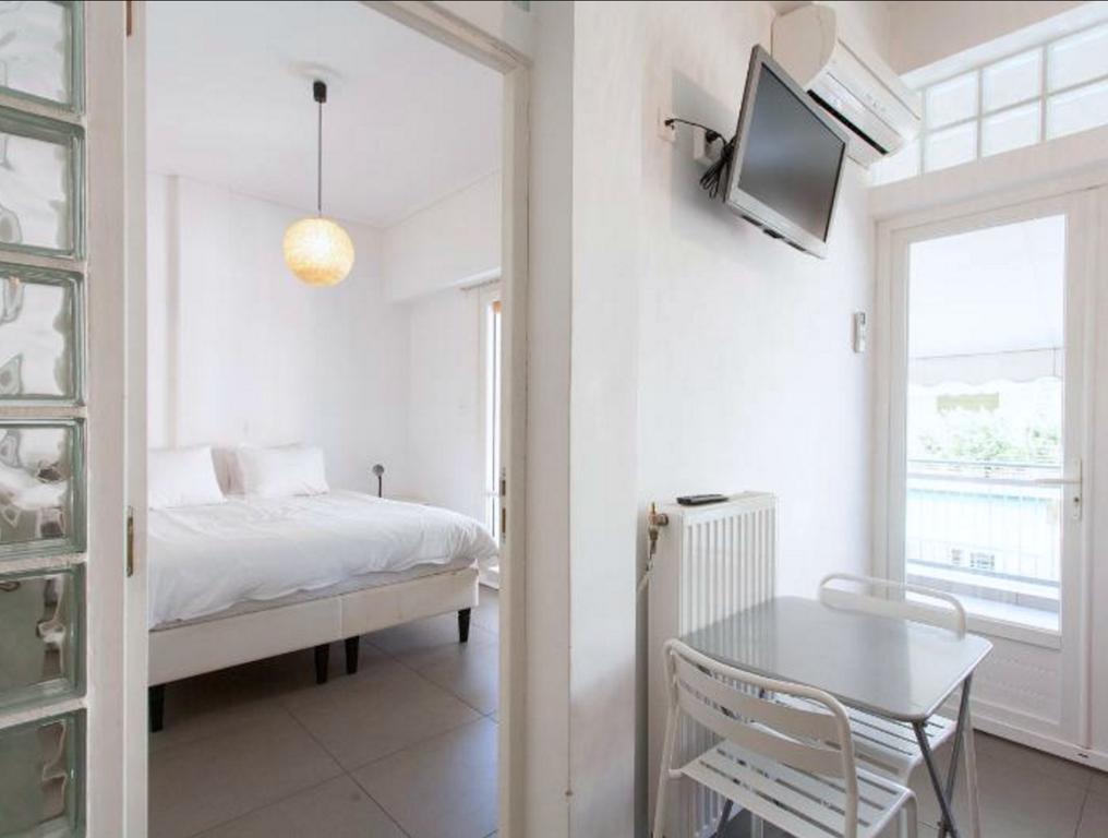 Acropolis Charming Apartment With Large Balcony - Dm17 أثينا المظهر الخارجي الصورة